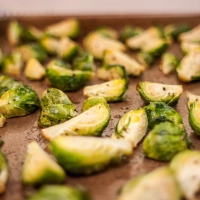 recipe // roasted brussels sprouts with garlic aioli